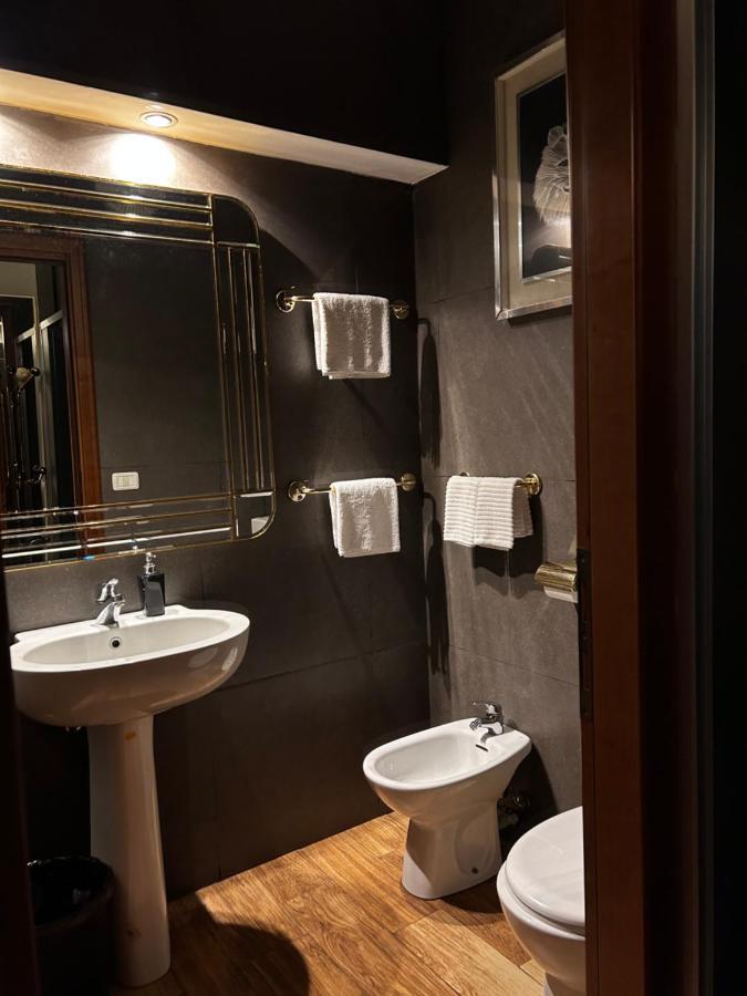 טורינו Lu Suites מראה חיצוני תמונה